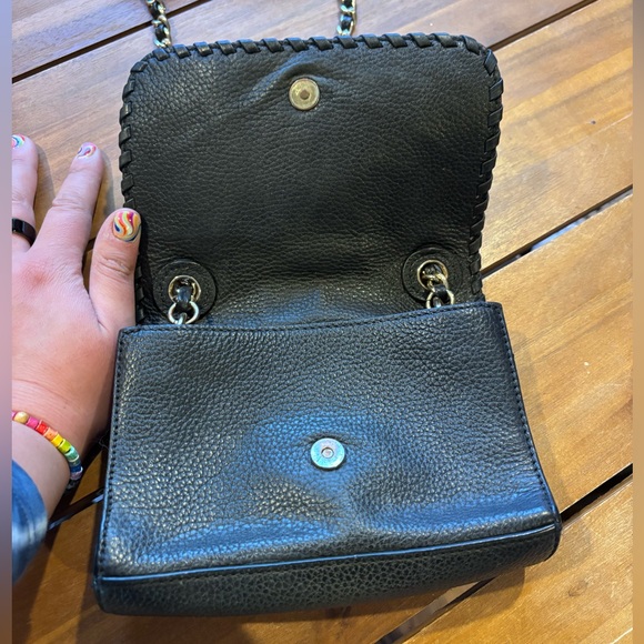 Small Black Leather Tory Burch Crossbody Bag - Picture 2 of 14